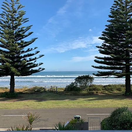 Beach Front Apartment Ohope Екстер'єр фото